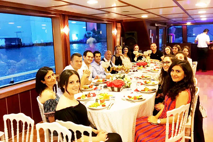 istanbul lunch cruise