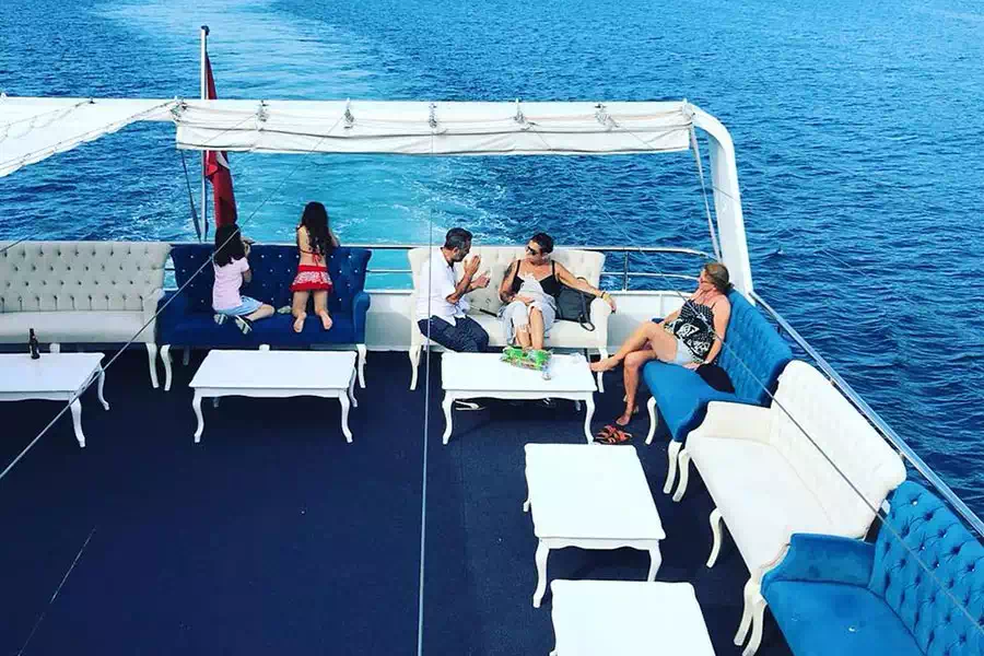istanbul lunch cruise