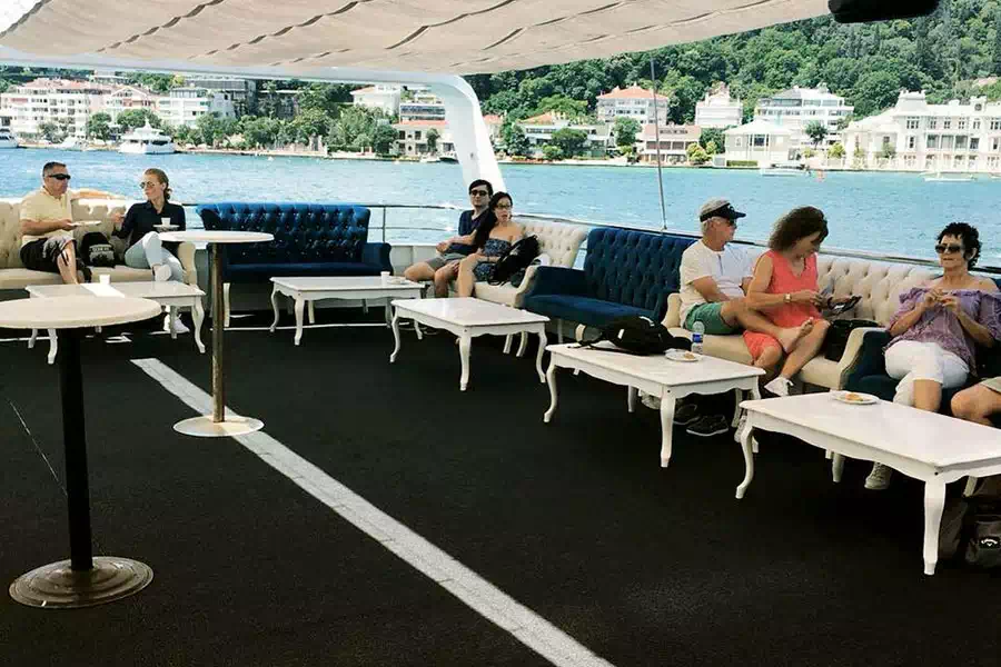 istanbul lunch cruise