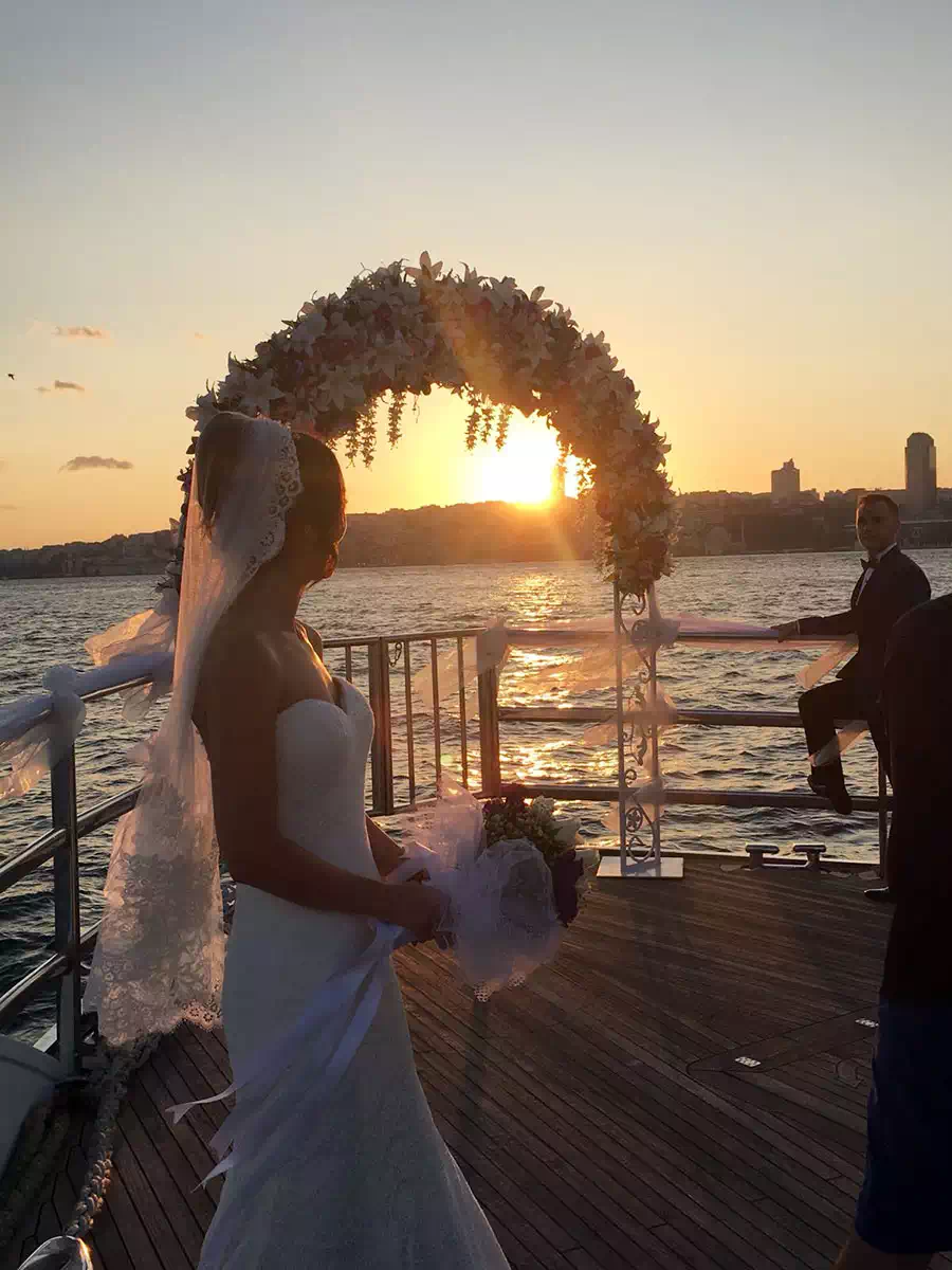 yacht weddings