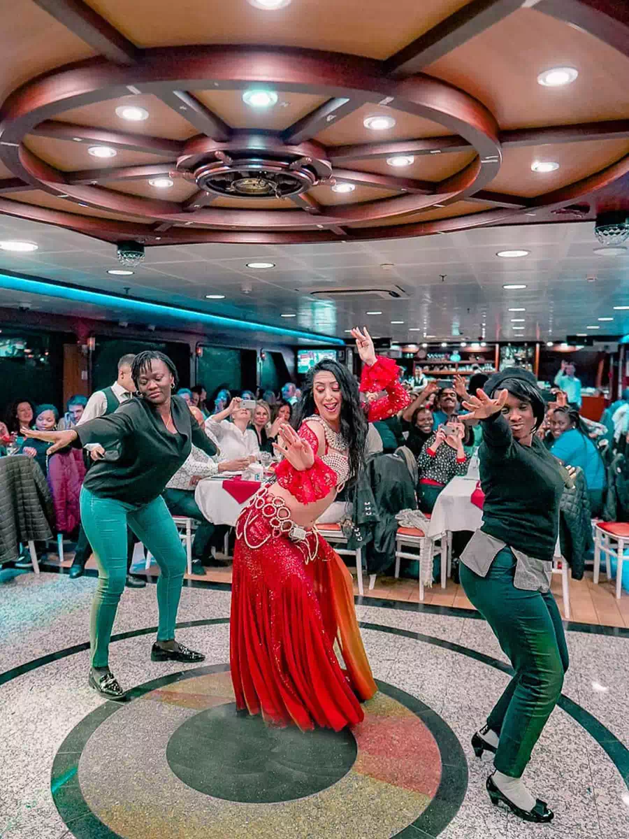 Dinner cruise Istanbul