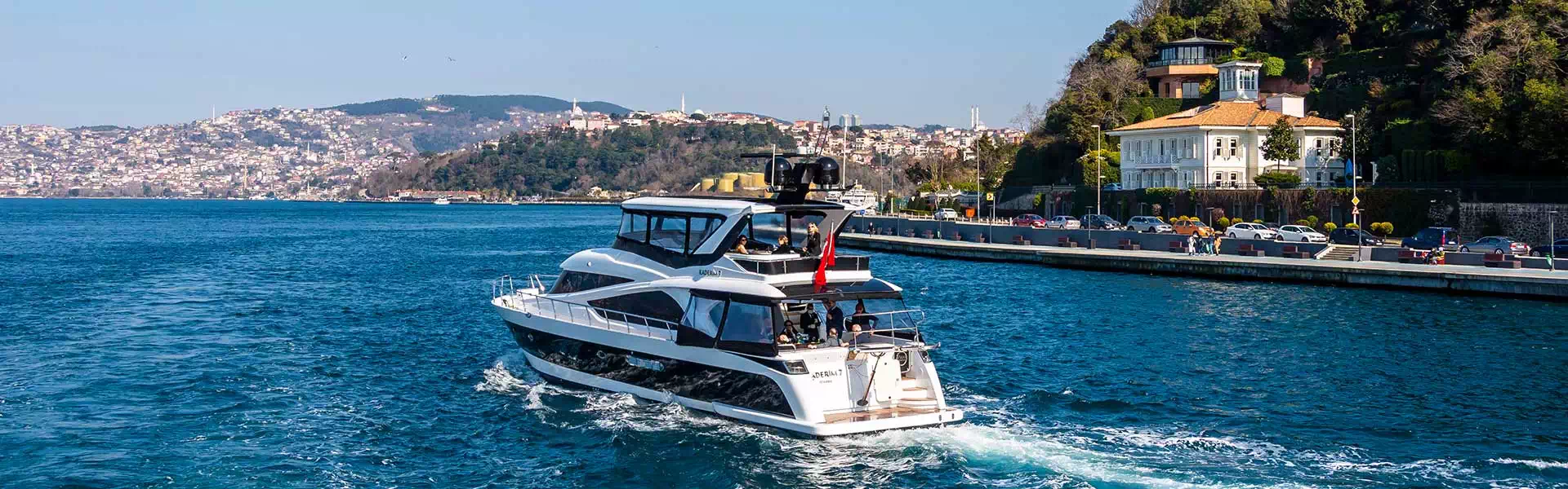 Luxury Yacht hire in Istanbul