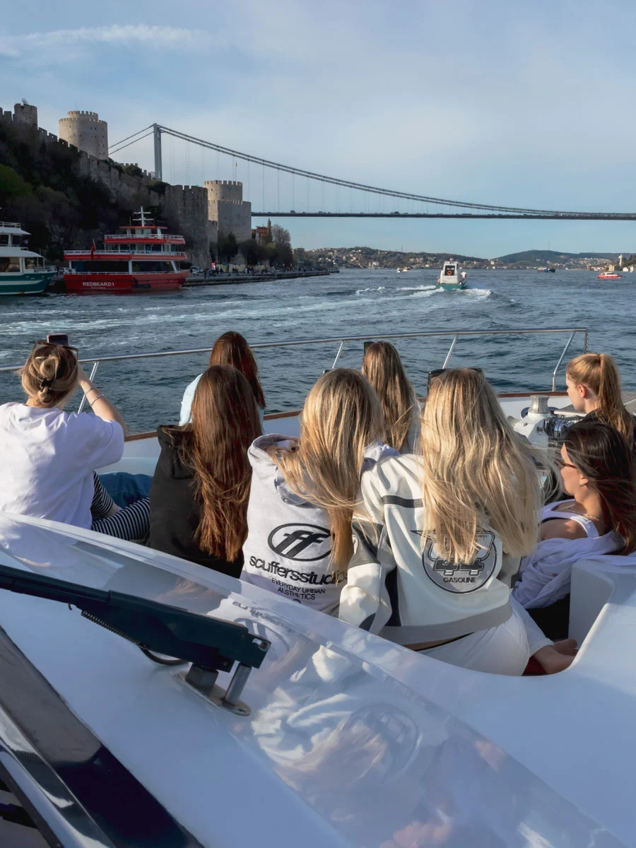 Private Sunset Yacht Cruise