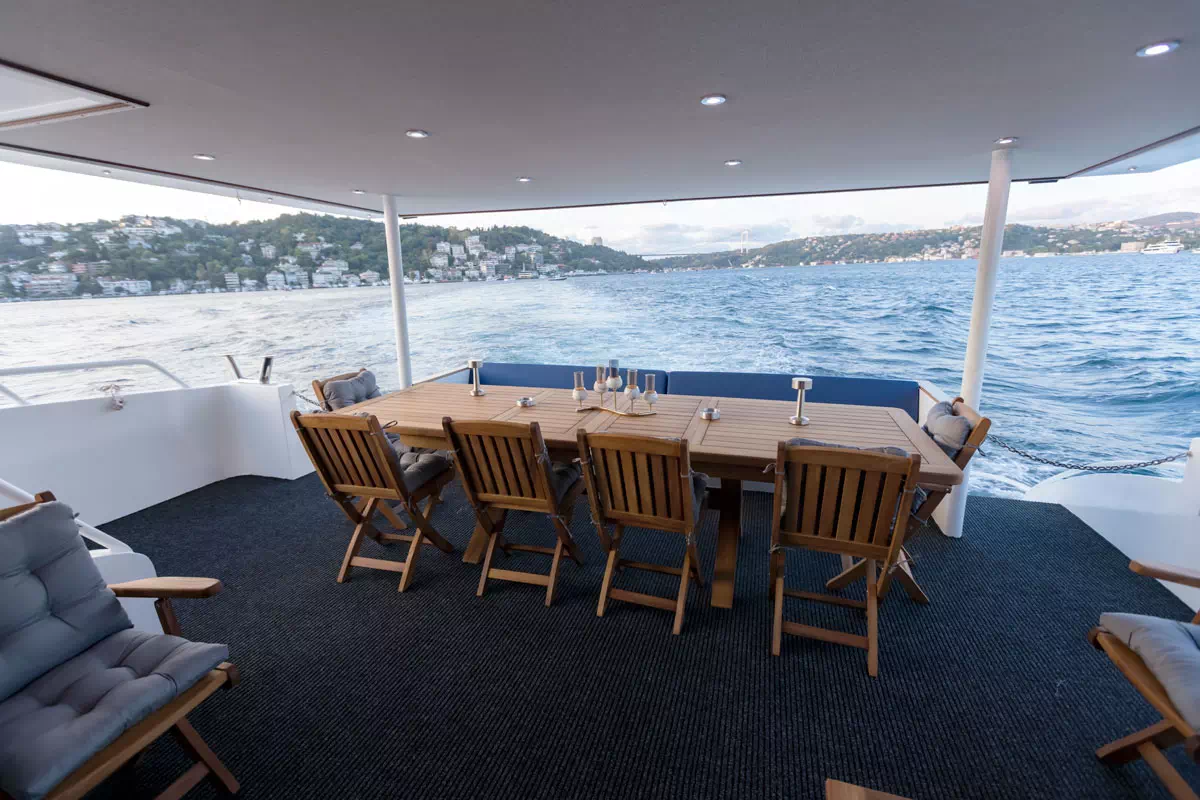 istanbul private yacht cruise